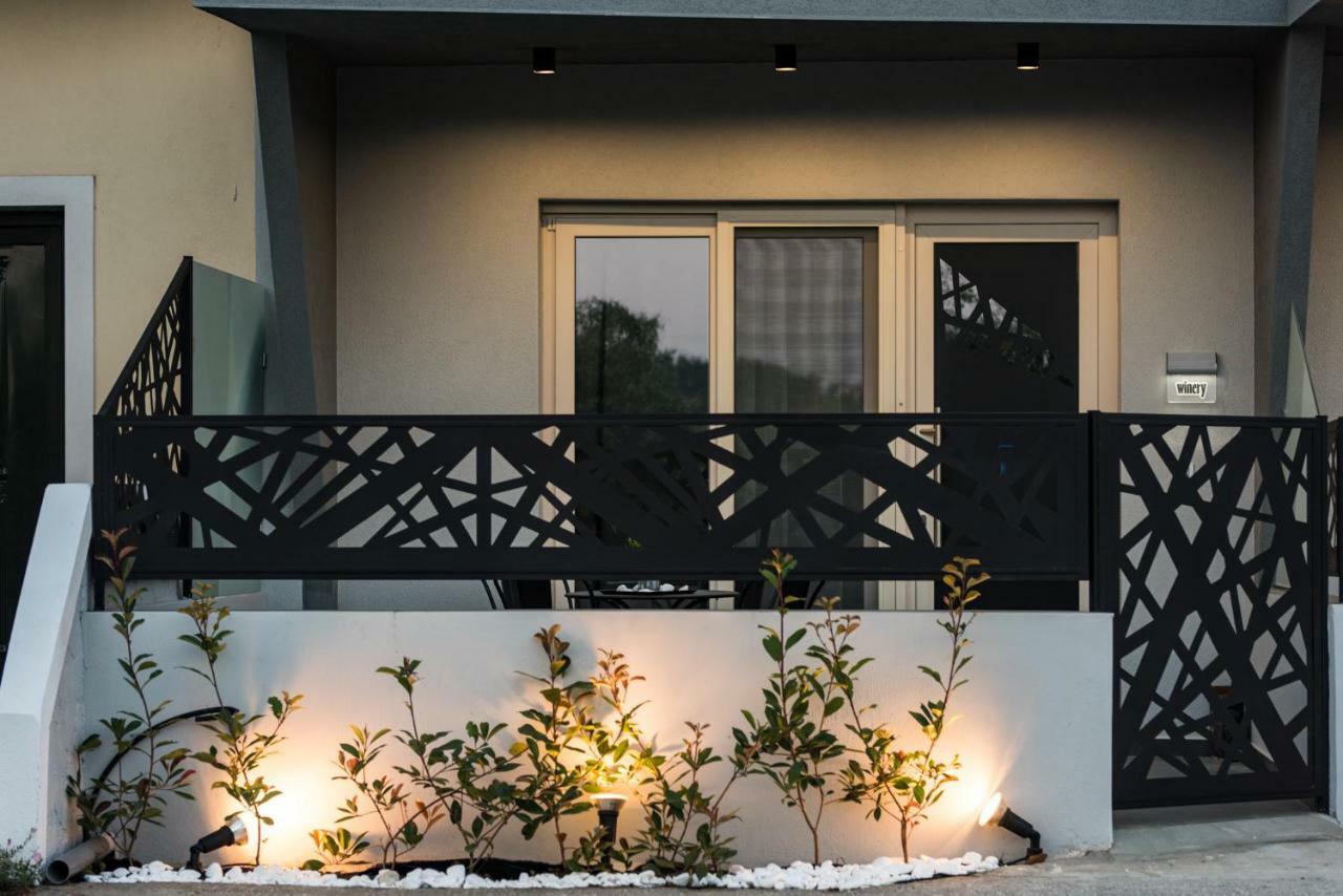 Oinoelia Luxury Suites & Residence Potos Exterior foto