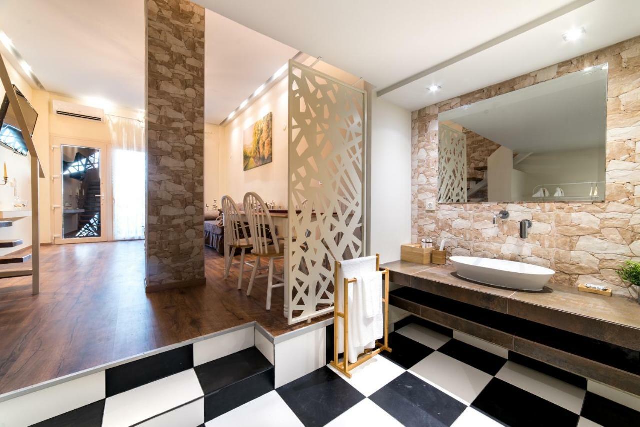 Oinoelia Luxury Suites & Residence Potos Exterior foto
